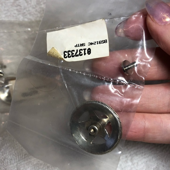 Tandy Leather Ranger star concho - set of 3 screw back retired design 1 1/8 inch - Picture 4 of 4